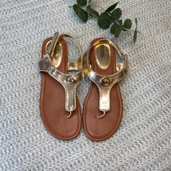 Michael Kors Shoes - Gold Michael Kors Sandals ✨